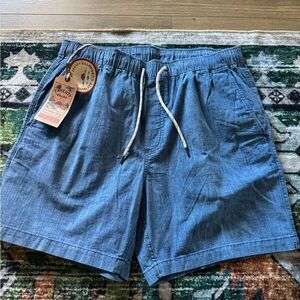Faherty essential chambray shorts 6.5 rise NWT